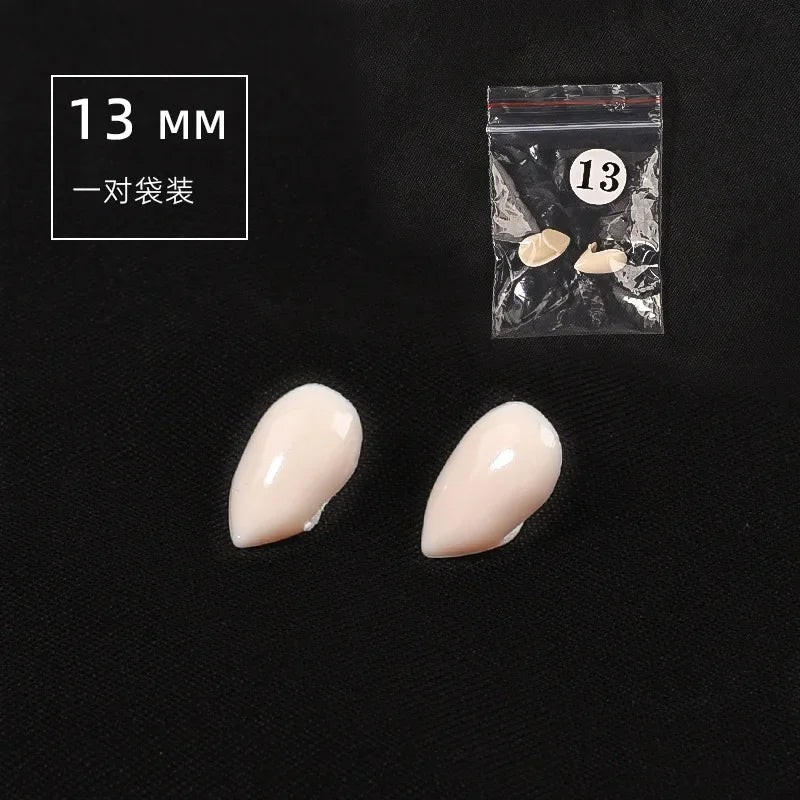 Vampire Fangs With Solid Glue