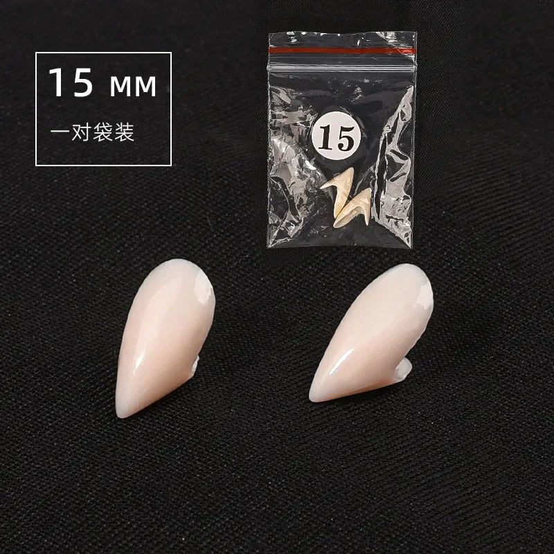 Vampire Fangs With Solid Glue